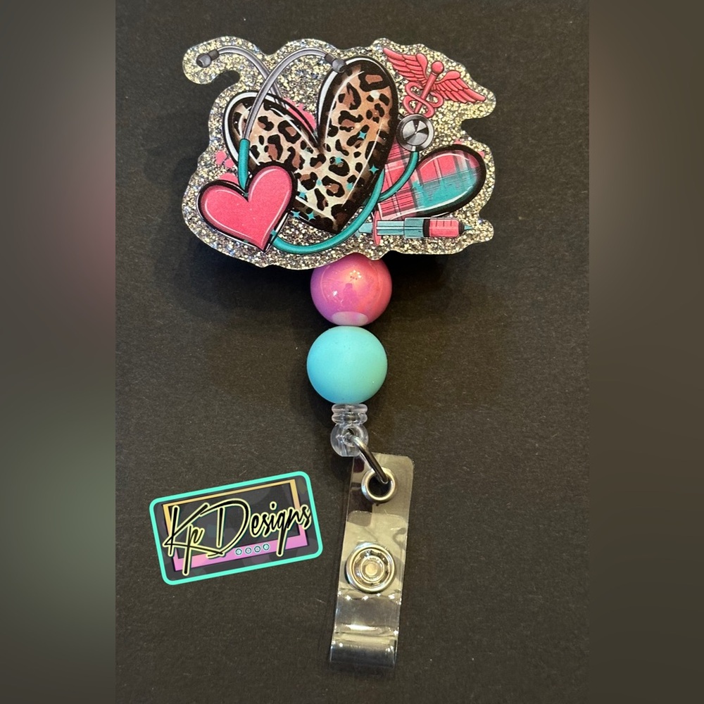 Bling badge reel with beads